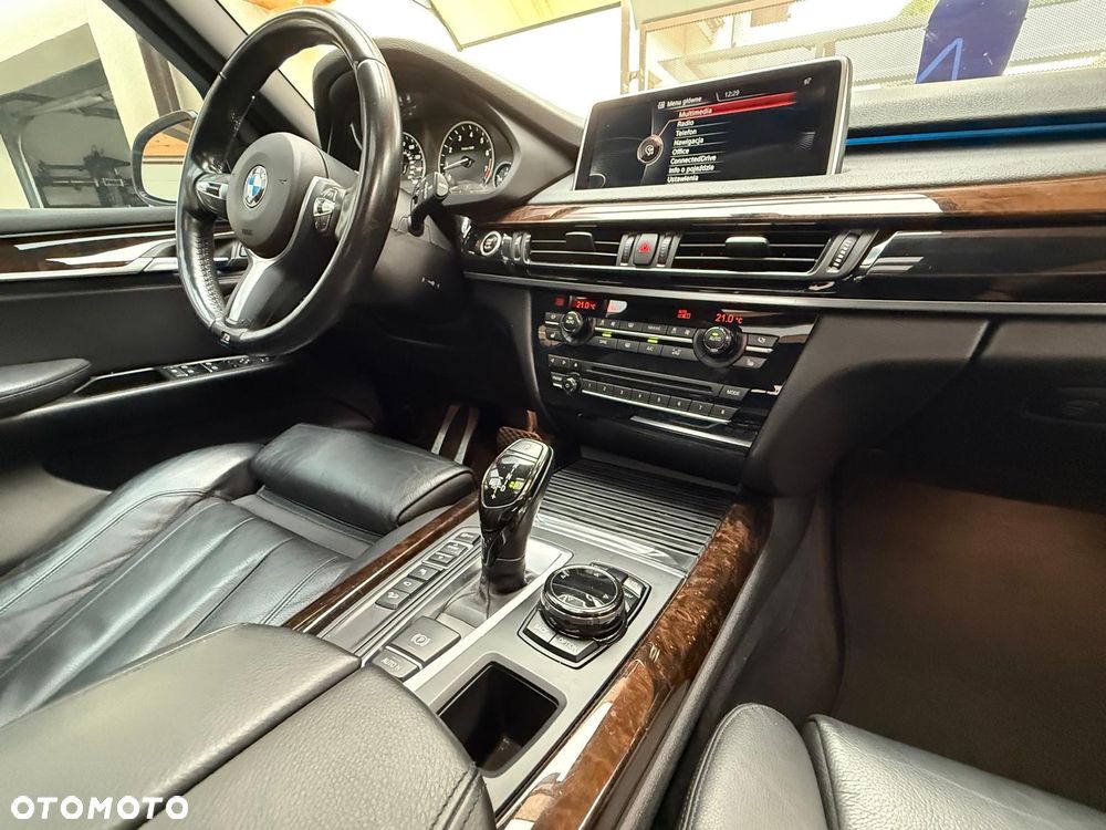 BMW X5 - 12