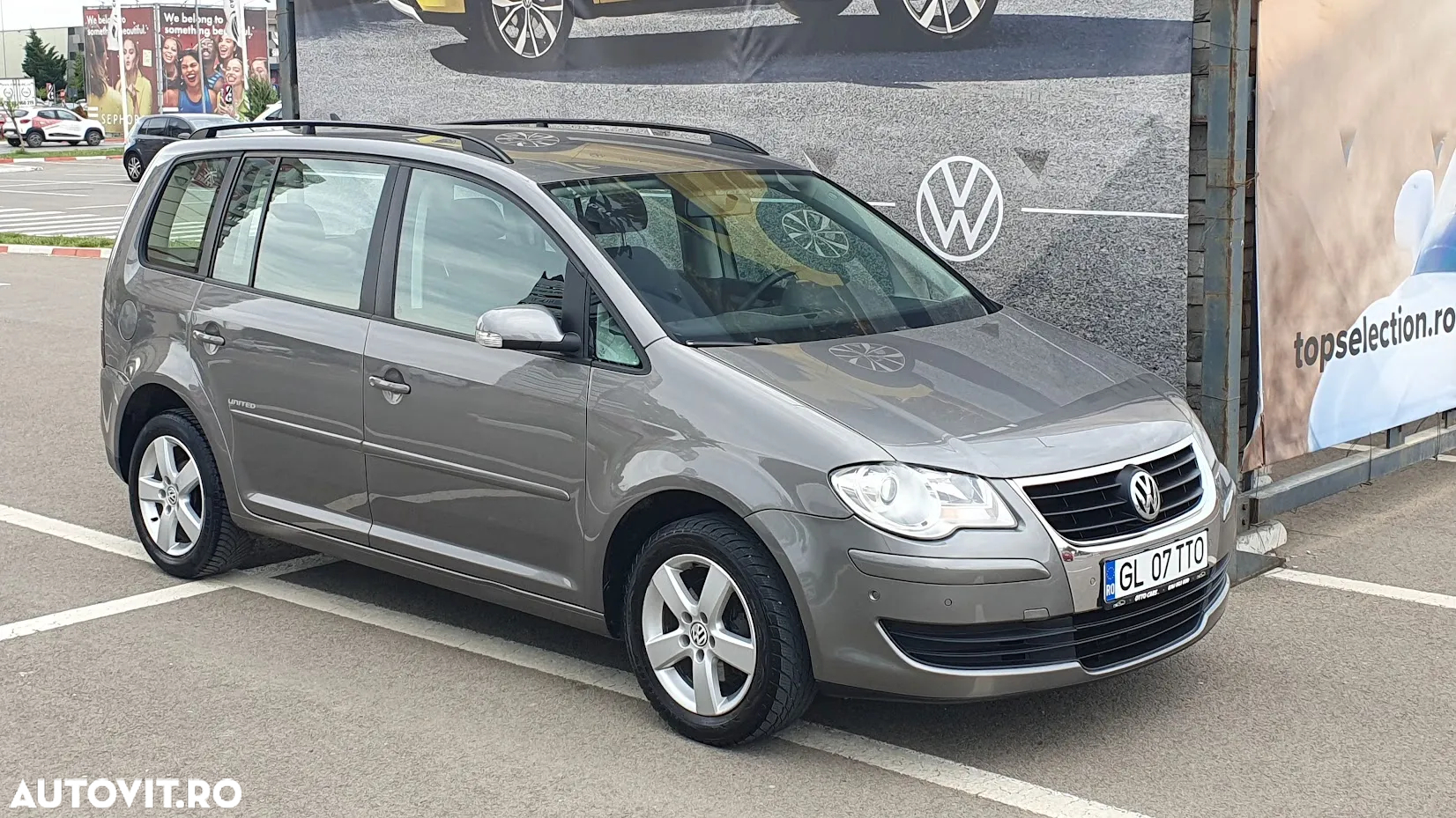 Volkswagen Touran 1.9 TDI DSG United - 2