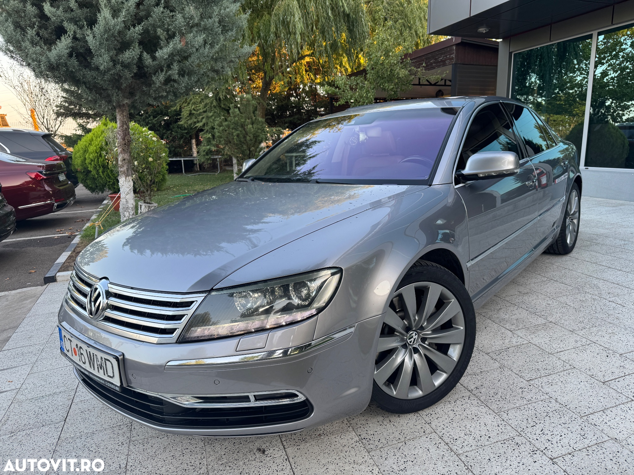 Volkswagen Phaeton 3.0 V6 TDI DPF 4MOTION Automatik (4 Sitzer) - 16