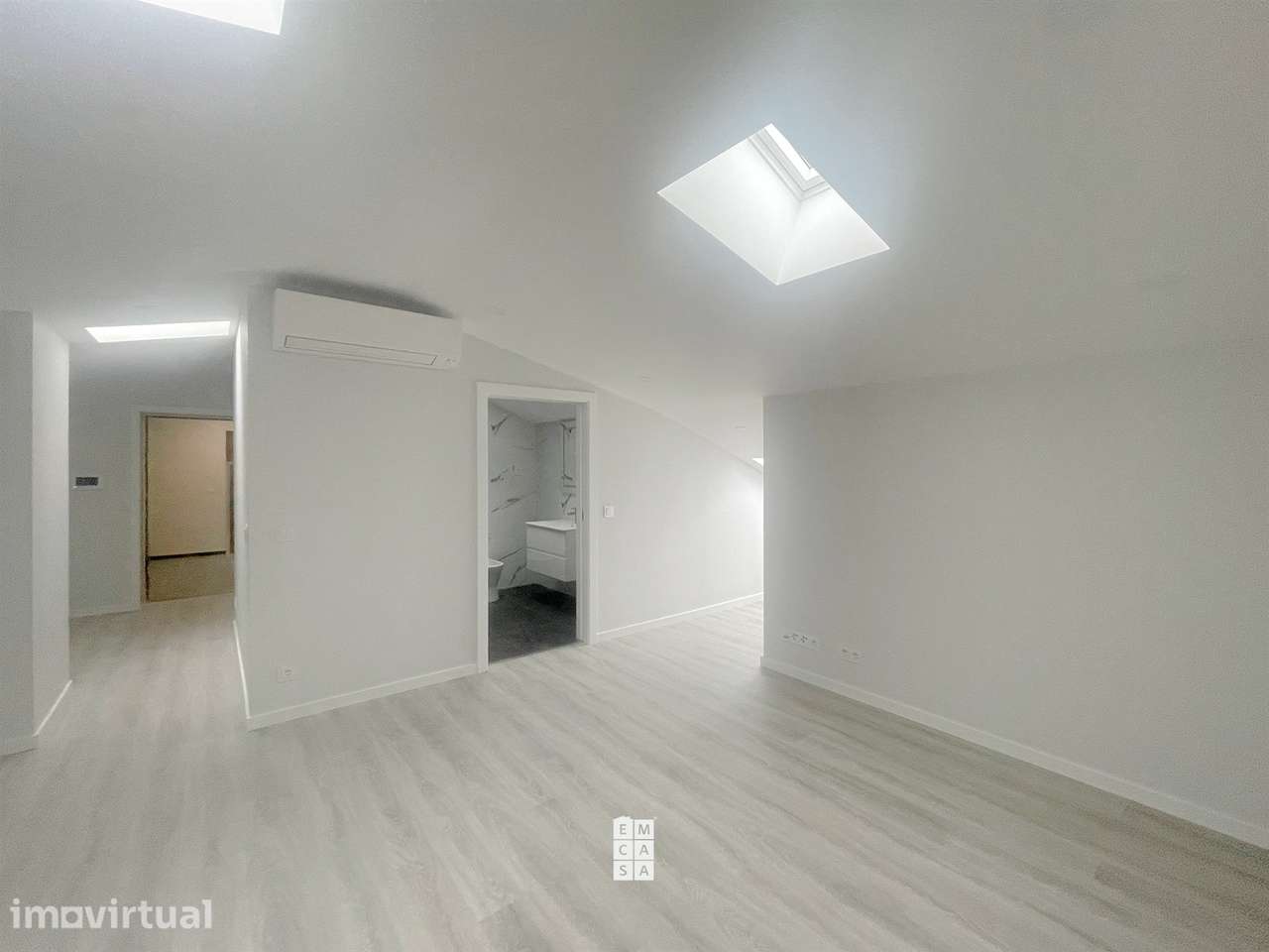Apartamento T0 Arrendamento em Oliveira de Azeméis, Santiago de Riba-U - Grande imagem: 4/8