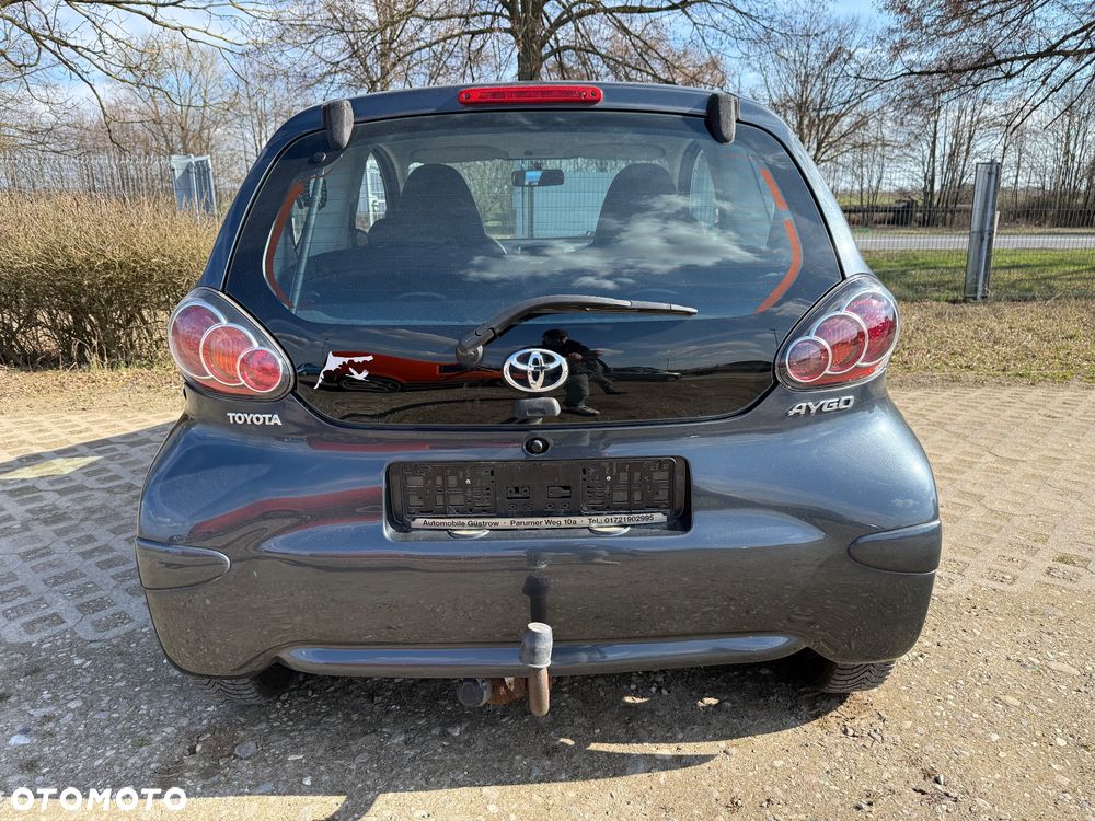 Toyota Aygo Team - 12