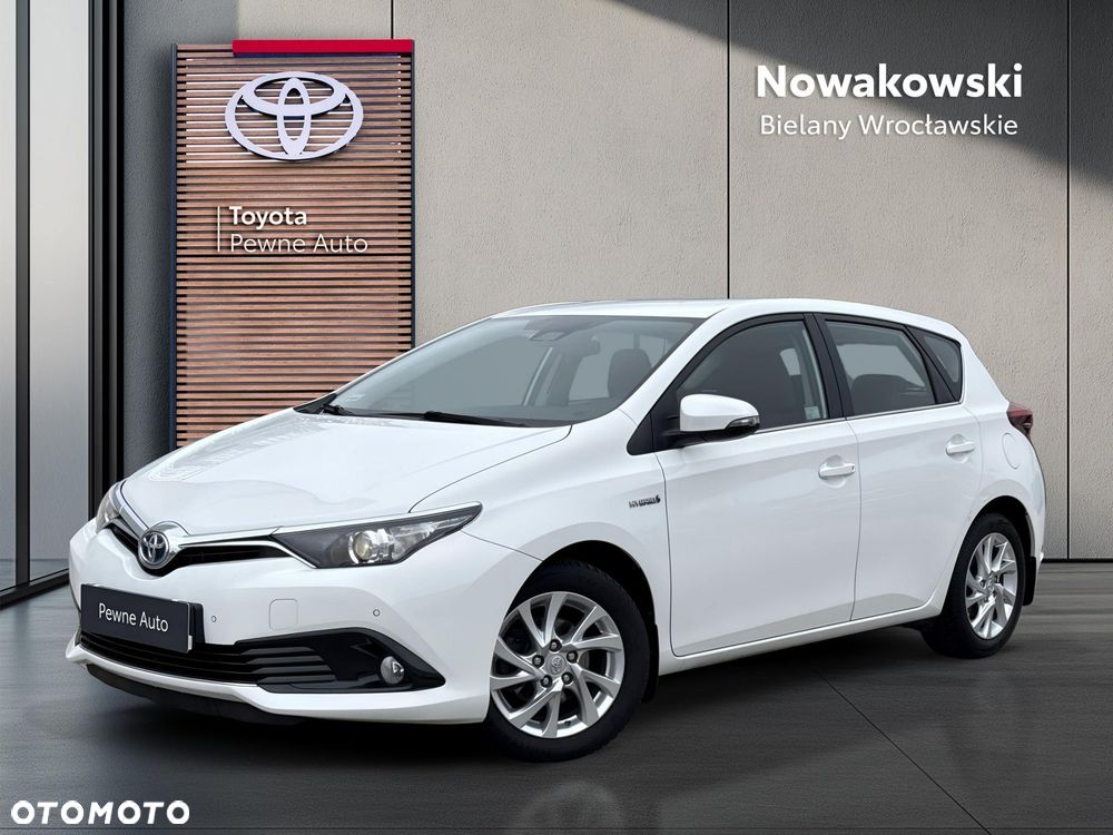 Toyota Auris - 1