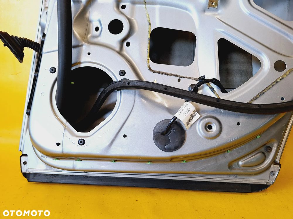 DRZWI PRAWY TYŁ PRAWE TYLNE AUDI A4 B6 KOMBI LAK: LY7Q NR1873 - 12