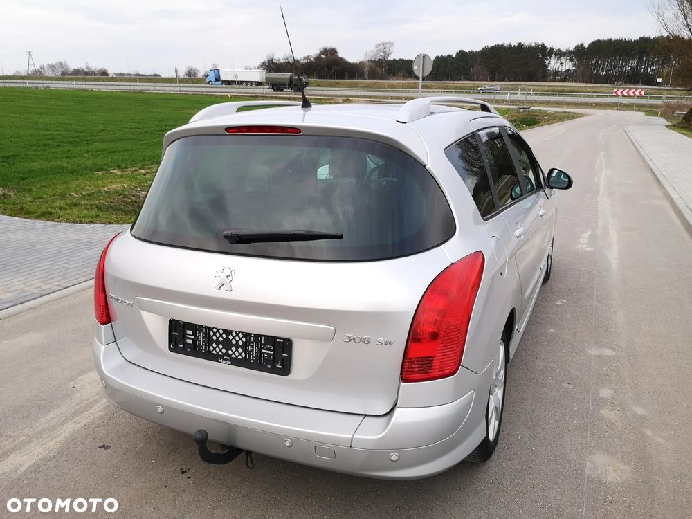 Audi A4 Avant - 12