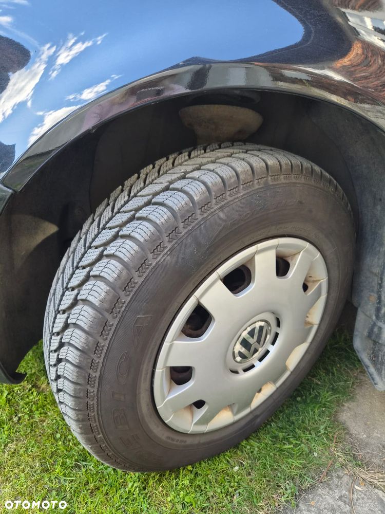 Volkswagen Golf 1.6 Basis - 16