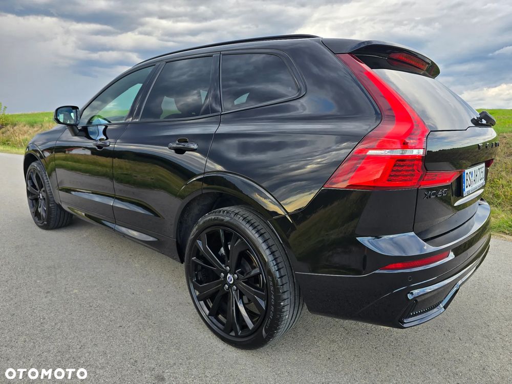 Volvo XC 60 B5 B AWD Plus Dark - 10
