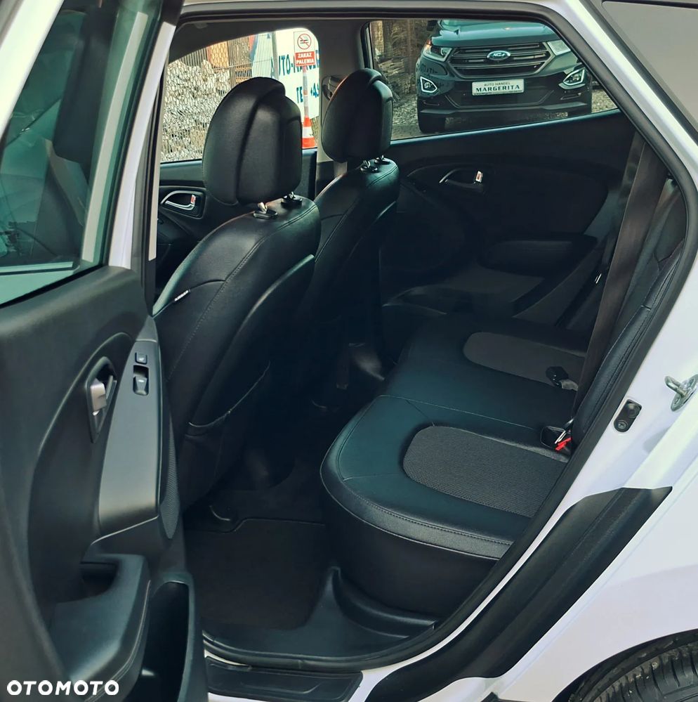 Hyundai ix35 1.6 2WD Style - 21