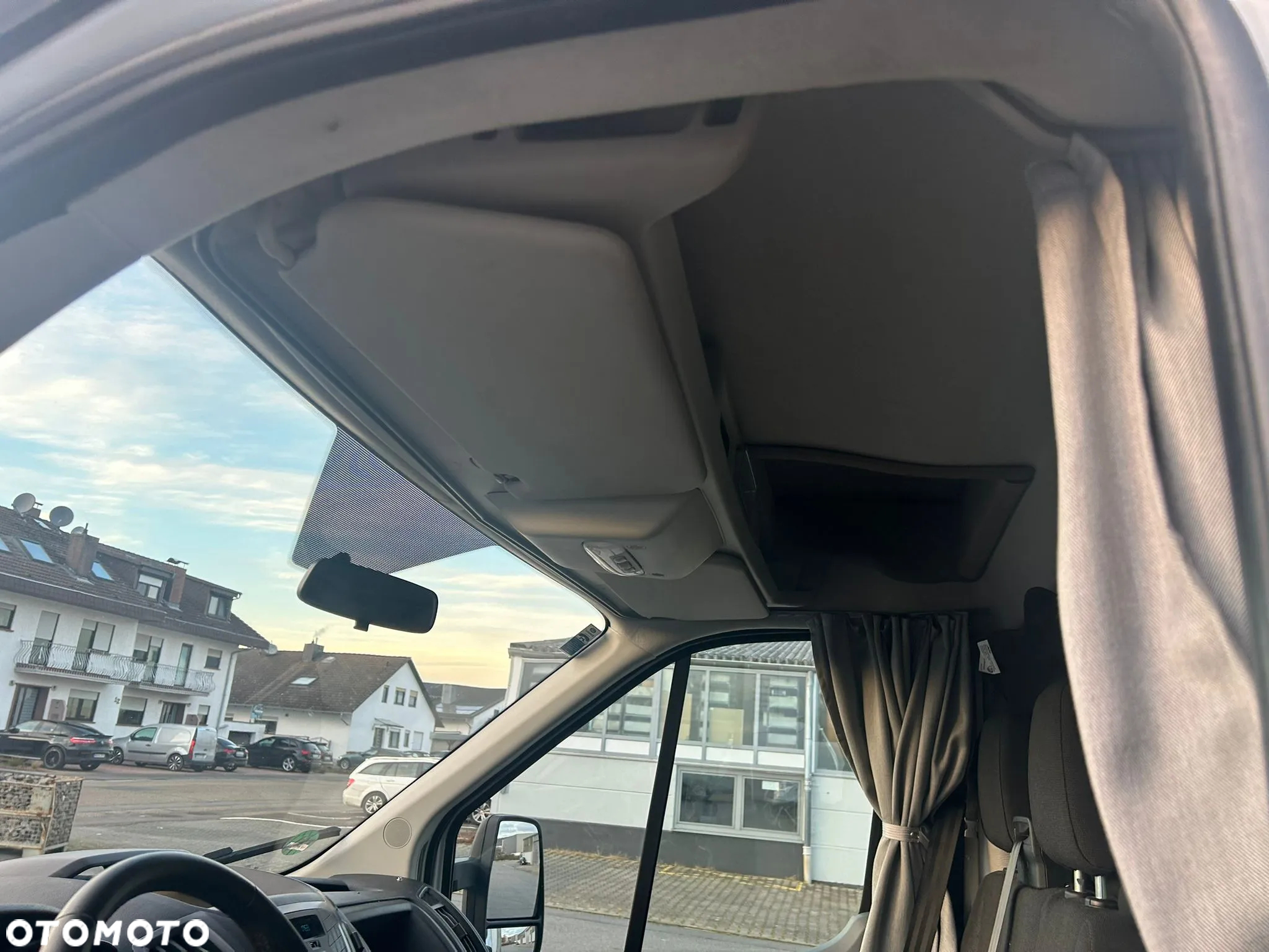 Ford Transit - 12