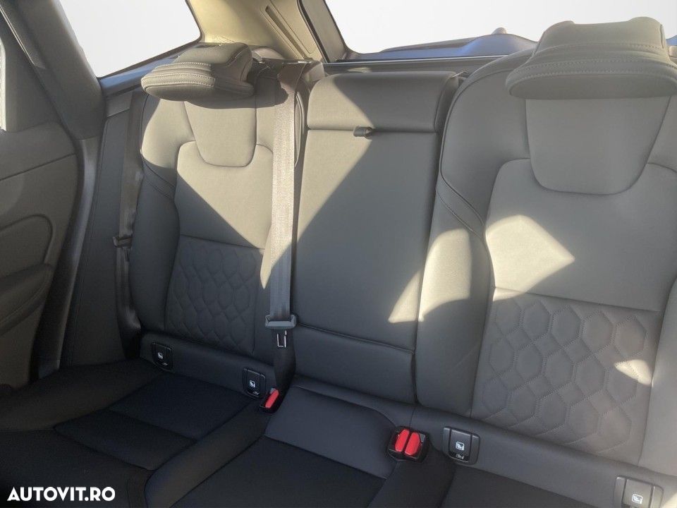 Volvo XC 60 - 13