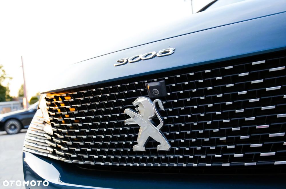 Peugeot 3008 1.6 PureTech HYbrid GT Line S&S EAT8 - 13