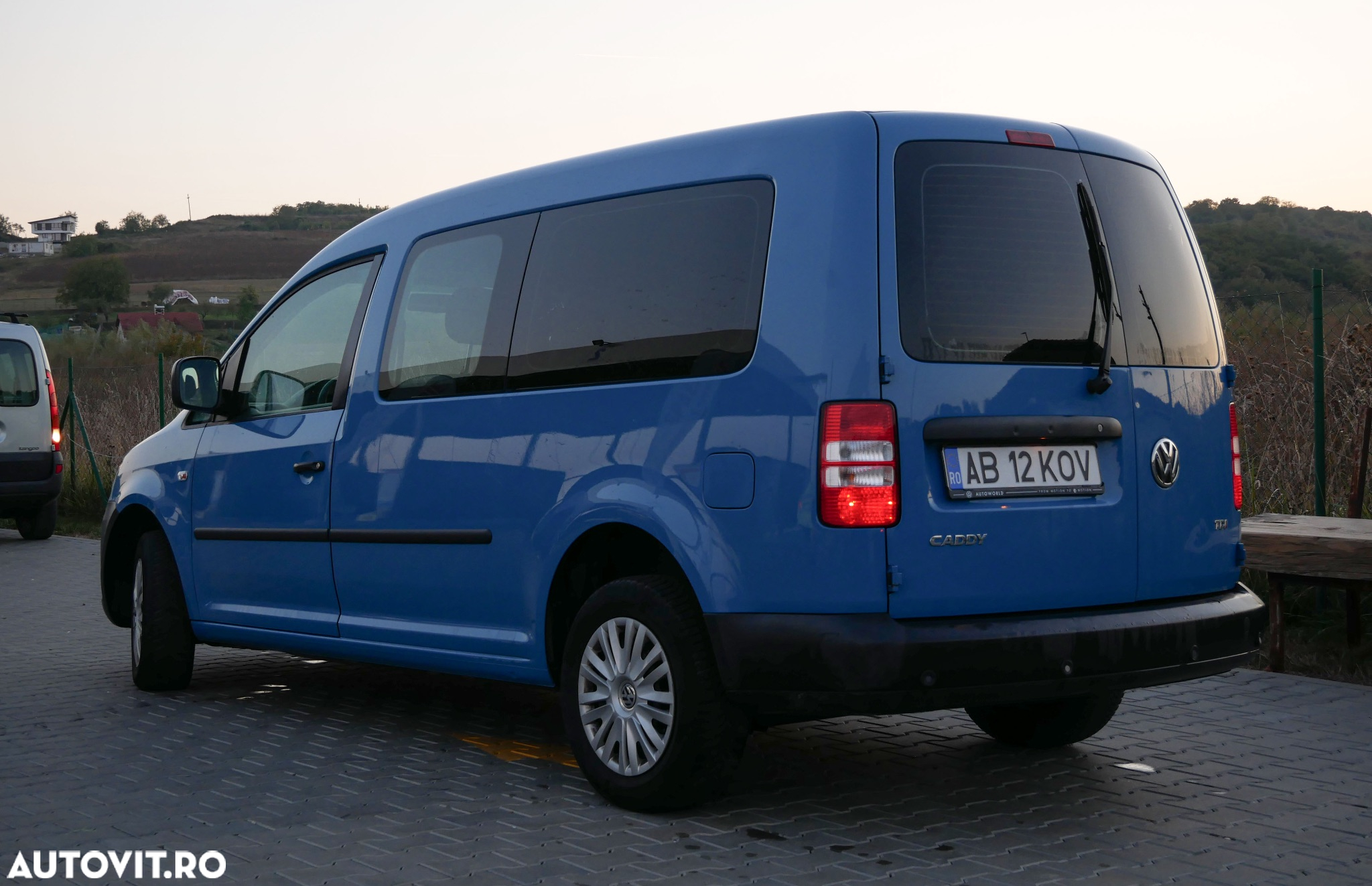 Volkswagen Caddy Maxi 1.6 TDI Trendline - 14
