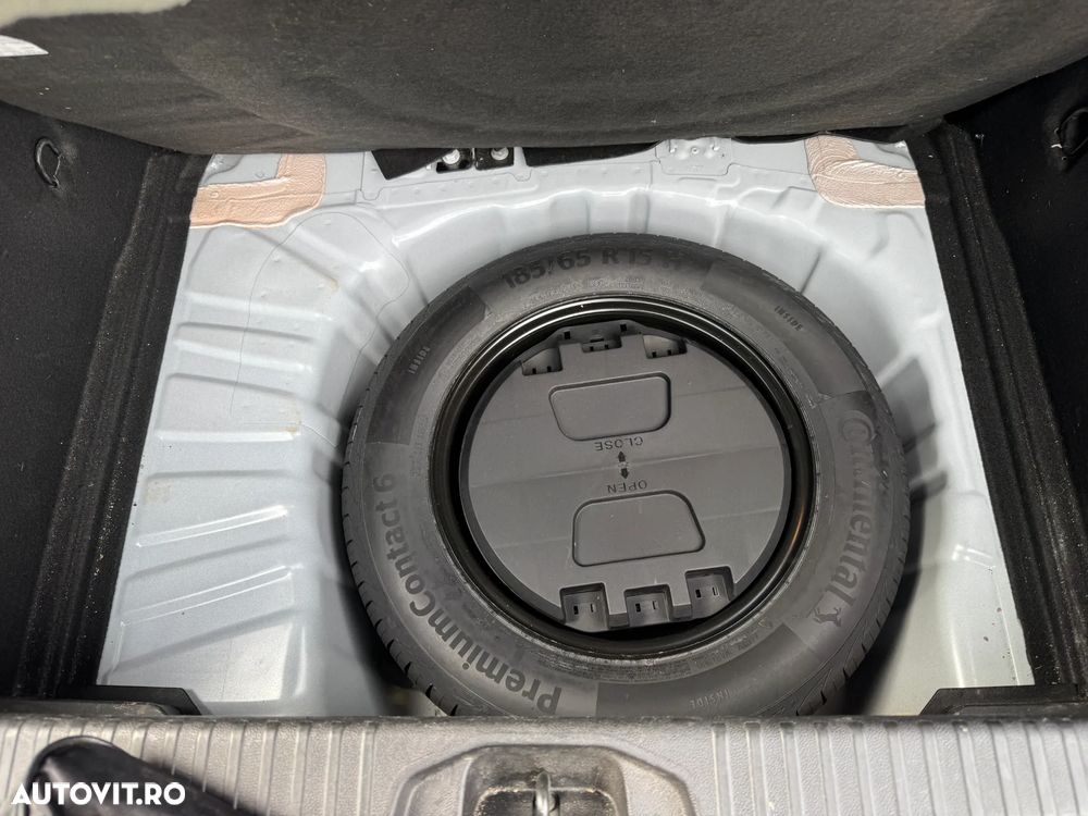 Renault Clio V TCe Zen - 21