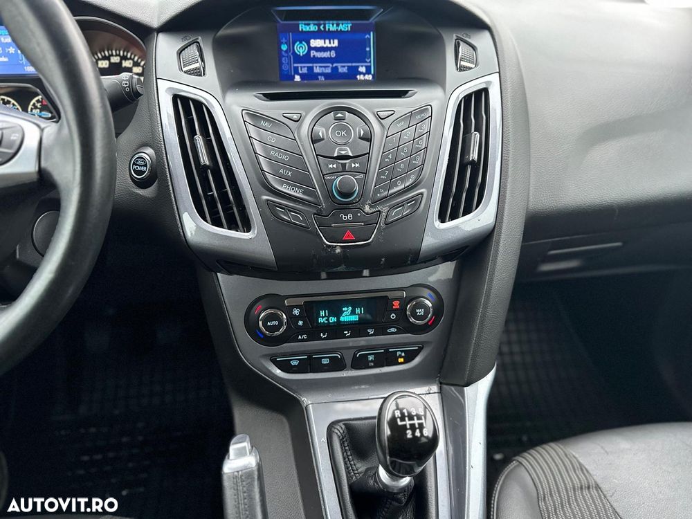 Ford Focus Turnier 2.0 TDCi DPF Titanium - 7