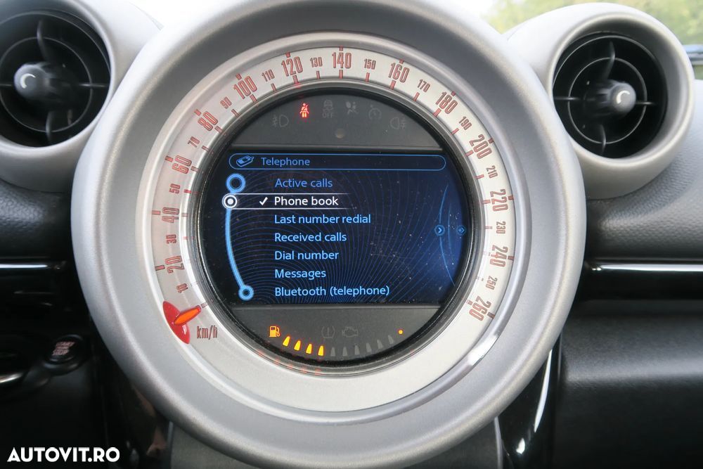 Mini Countryman - 11