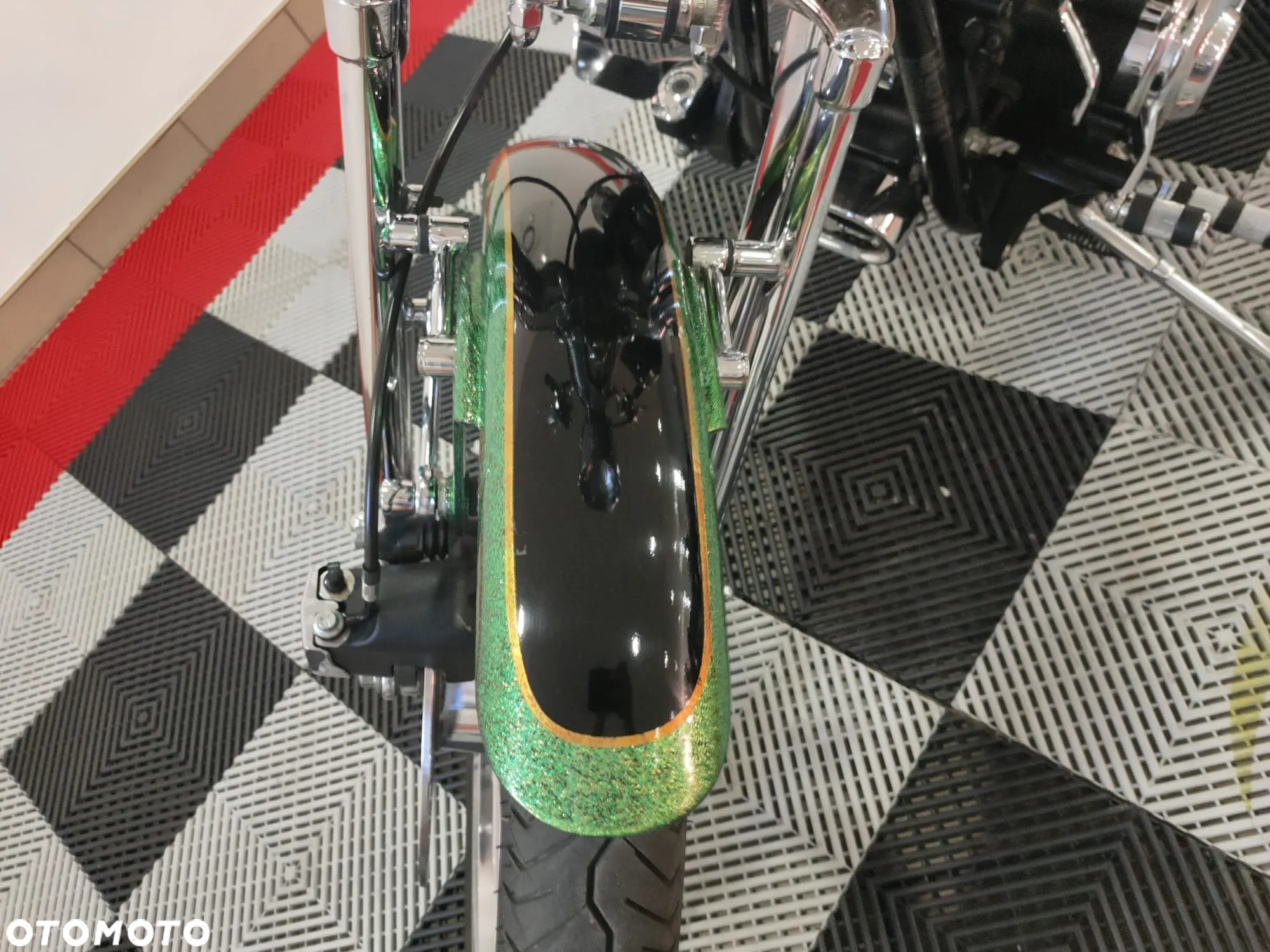 Harley-Davidson Softail Springer Classic - 24
