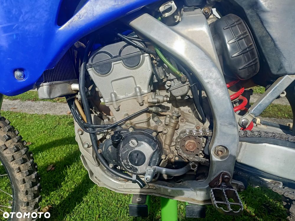 Yamaha YZF - 8