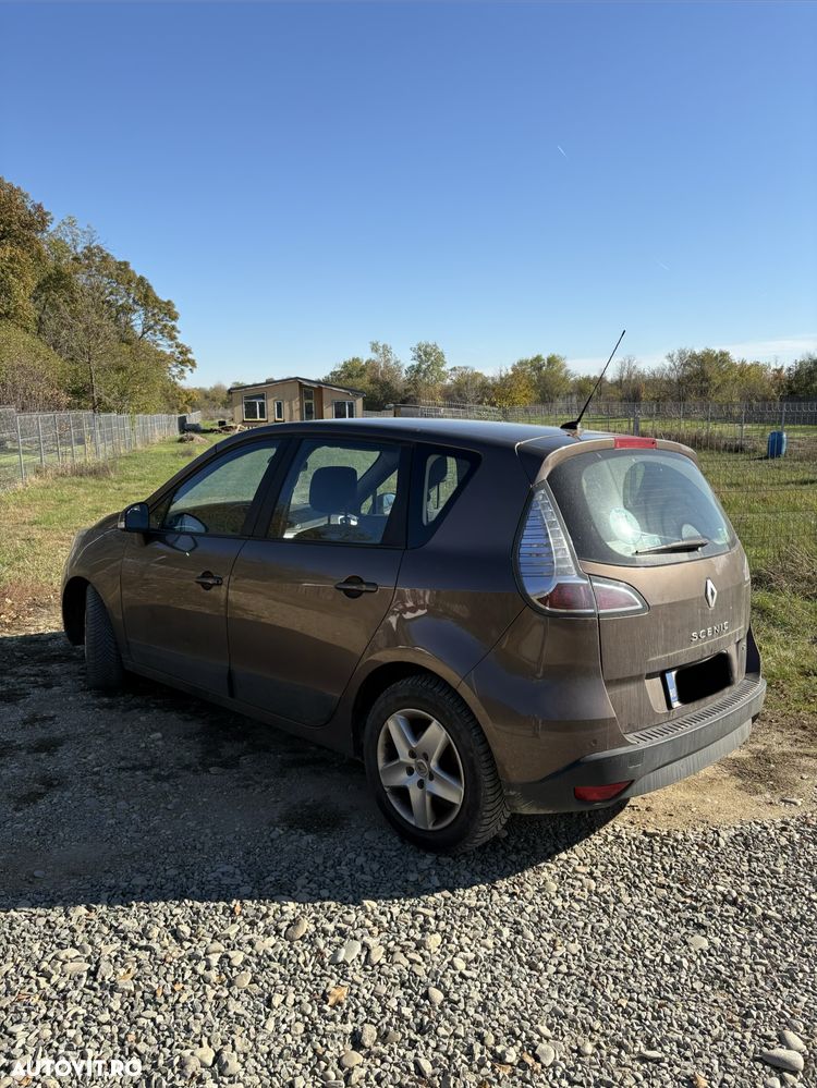 Renault Scenic - 4