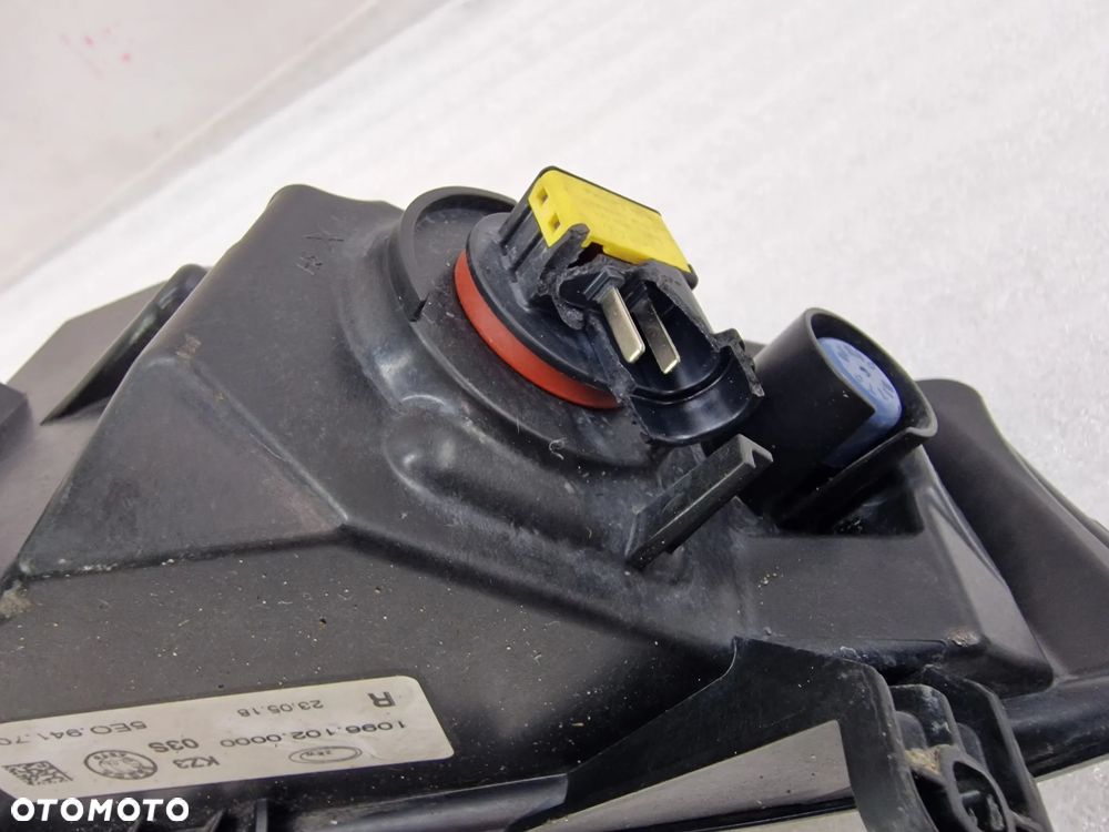 SKODA OCTAVIA 3 III LIFT 5E0 16- PRAWY HALOGEN PRZEDNI PRZÓD , NR 5E0941700F , NR 5E0941700F , NR AUKCJI H226 - 7