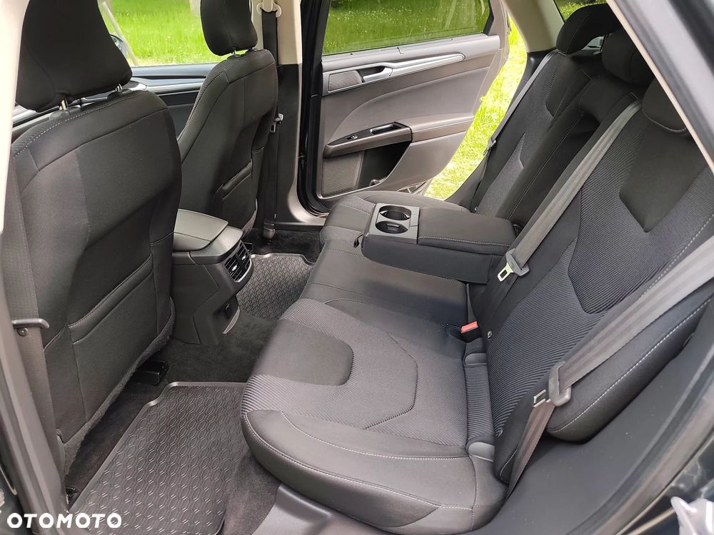 Ford Mondeo 2.0 TDCi Titanium - 16