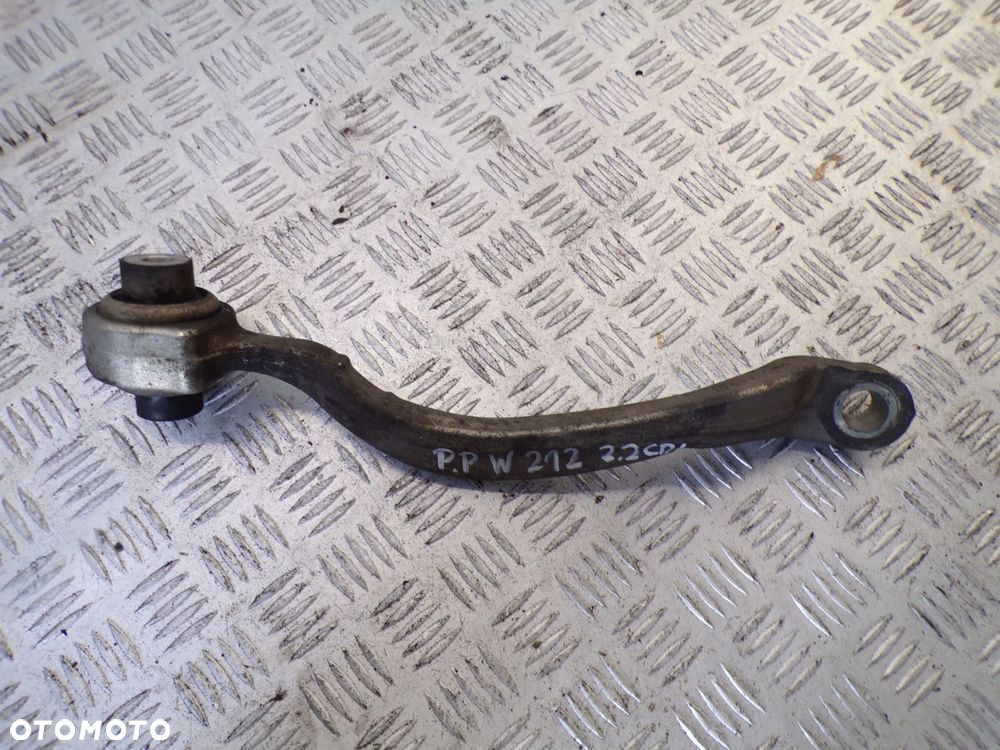 WAHACZ LEWY PRAWY PRZÓD MERCEDES W212 LIFT - 1