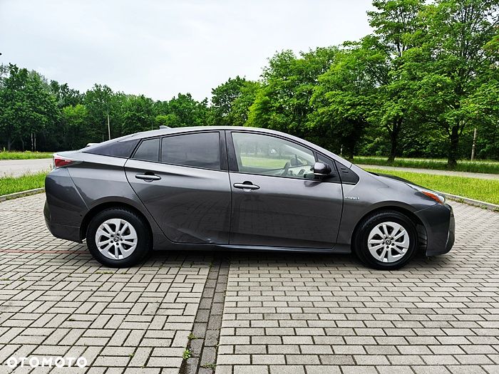 Toyota Prius - 15