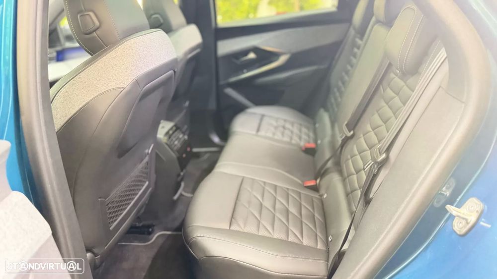 Peugeot E-3008 73 kWh GT - 14