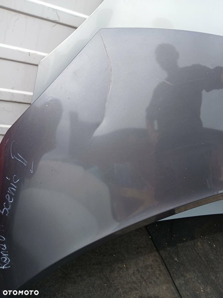 Renault Scenic II Maska -uszkodzona - 2