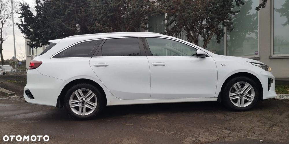 Kia Ceed 1.6 CRDi SCR L Business Line - 8
