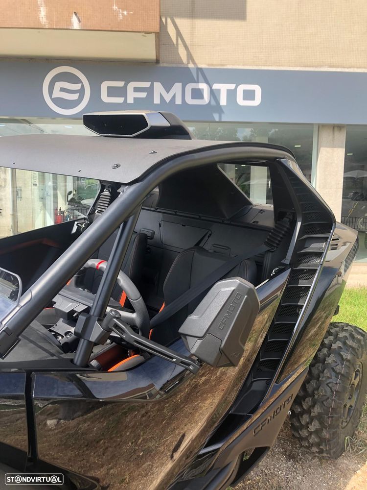 CF Moto Z Force - 6