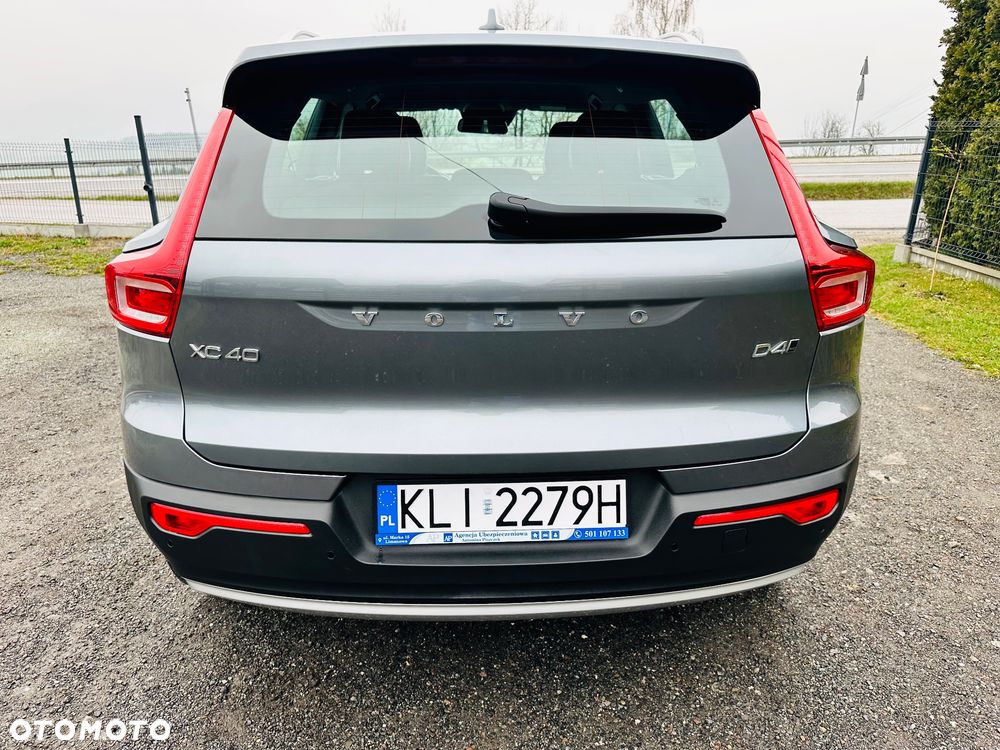 Volvo XC 40 D4 AWD - 6