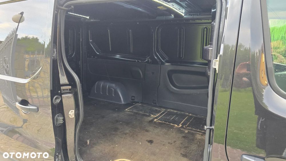 Renault Trafic - 18