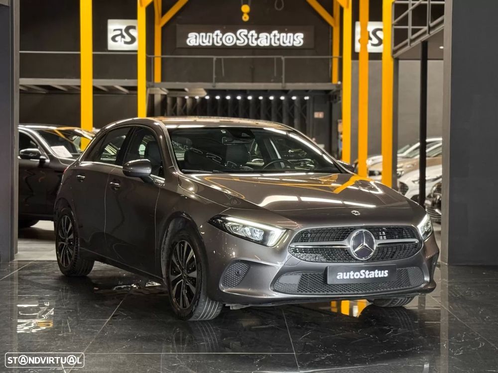 Mercedes-Benz A 250 e Style Plus - 2