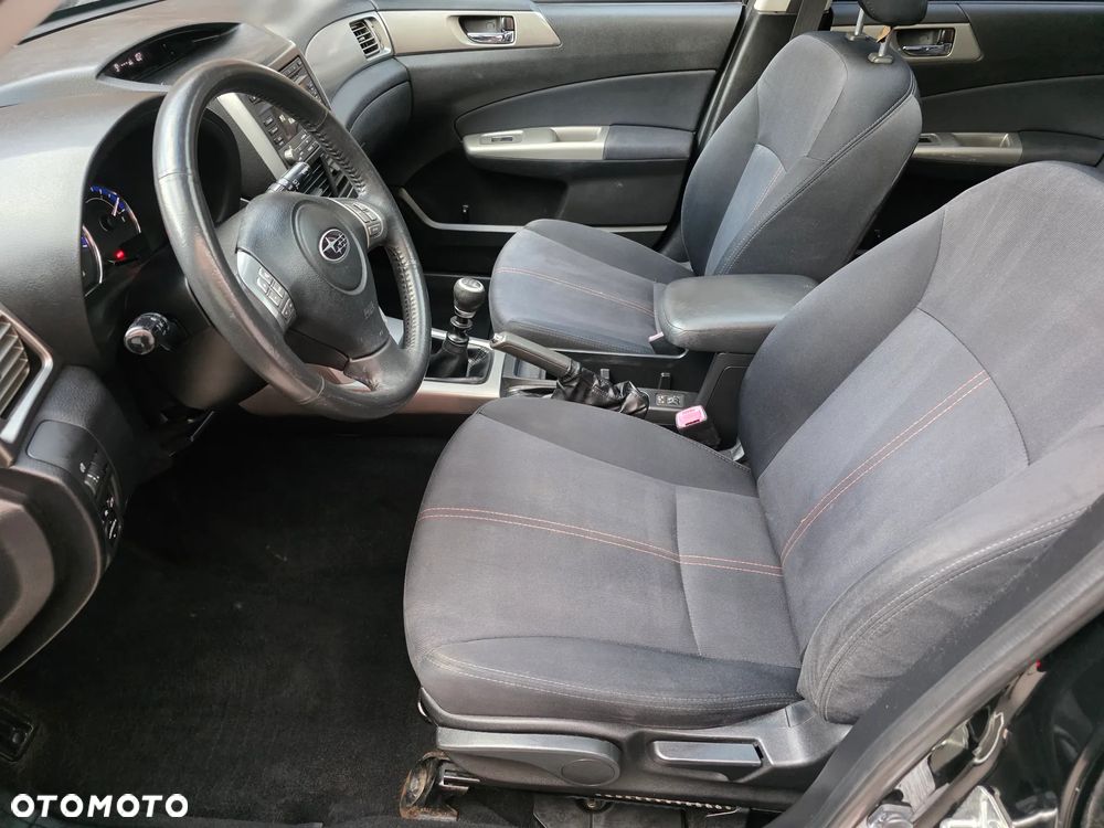 Subaru Forester 2.0D XE NAV Euro5 - 22