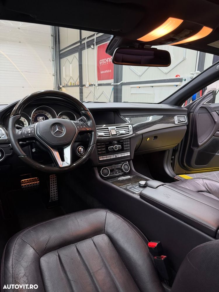 Mercedes-Benz CLS - 12