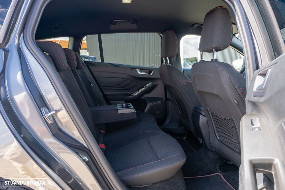 Ford Focus SW 1.0 EcoBoost MHEV ST-Line Aut. - 14