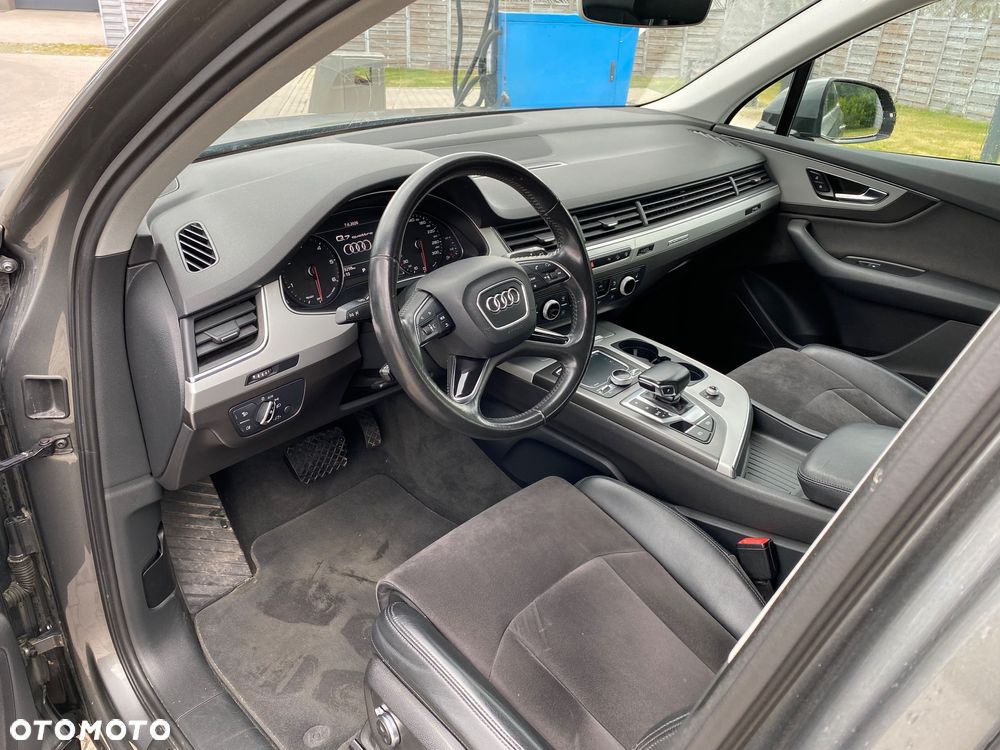 Audi Q7 - 6