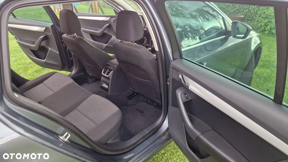 Skoda Octavia 1.8 TSI Ambition - 22