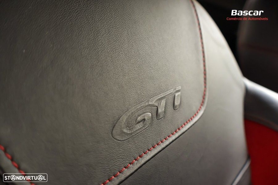 Peugeot 208 1.6 THP GTi - 19