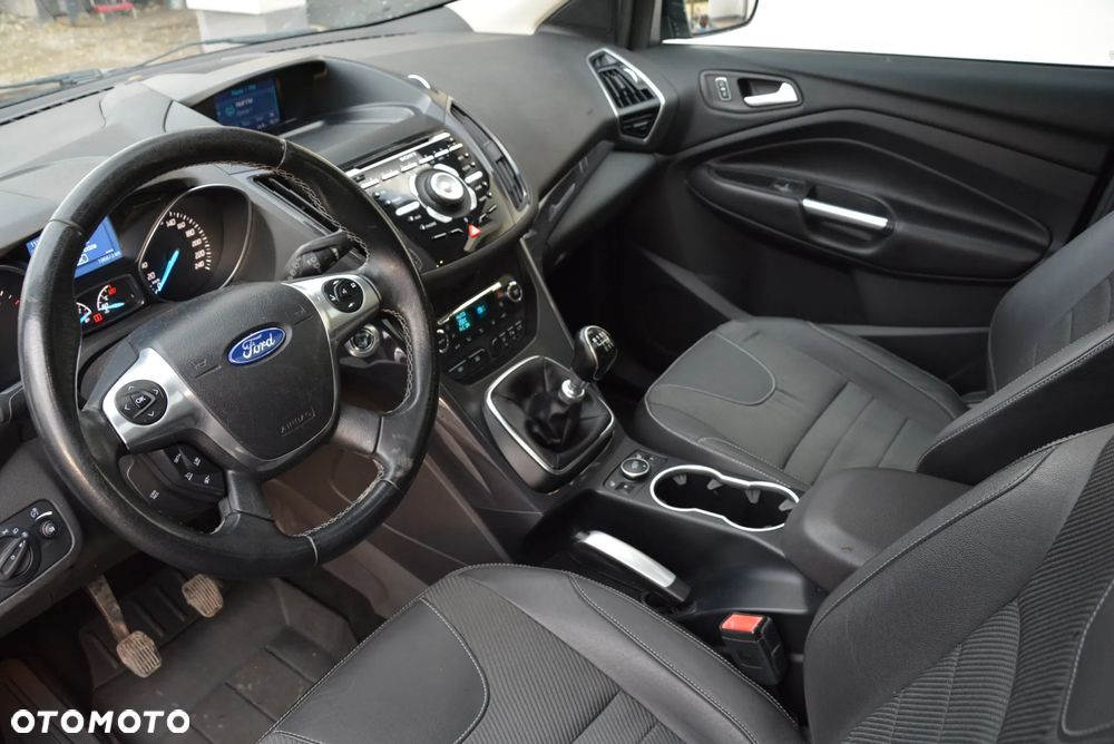 Ford Kuga 2.0 TDCi 2x4 Individual - 36