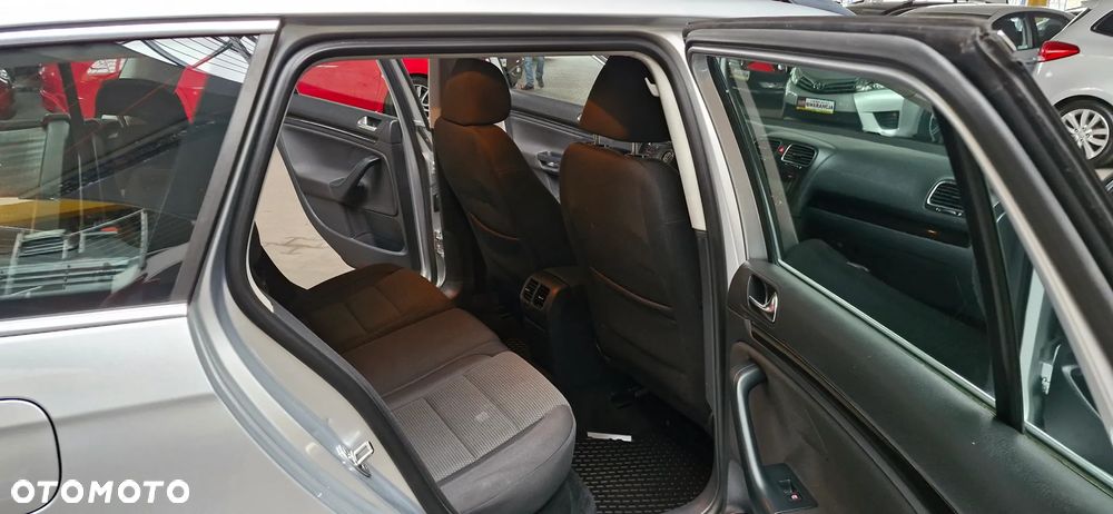 Volkswagen Golf VI 1.6 Highline - 14