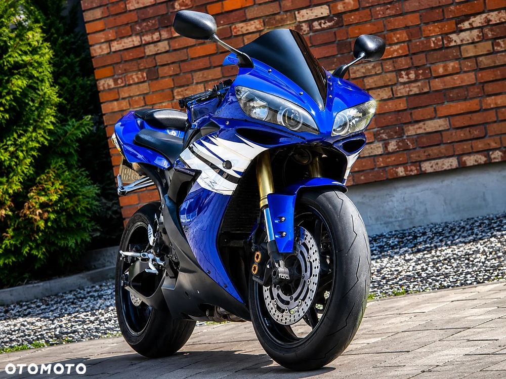 Yamaha R1