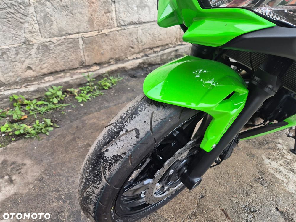 Kawasaki Ninja - 19