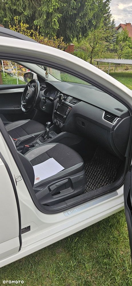 Skoda Octavia 1.6 TDI Joy - 3