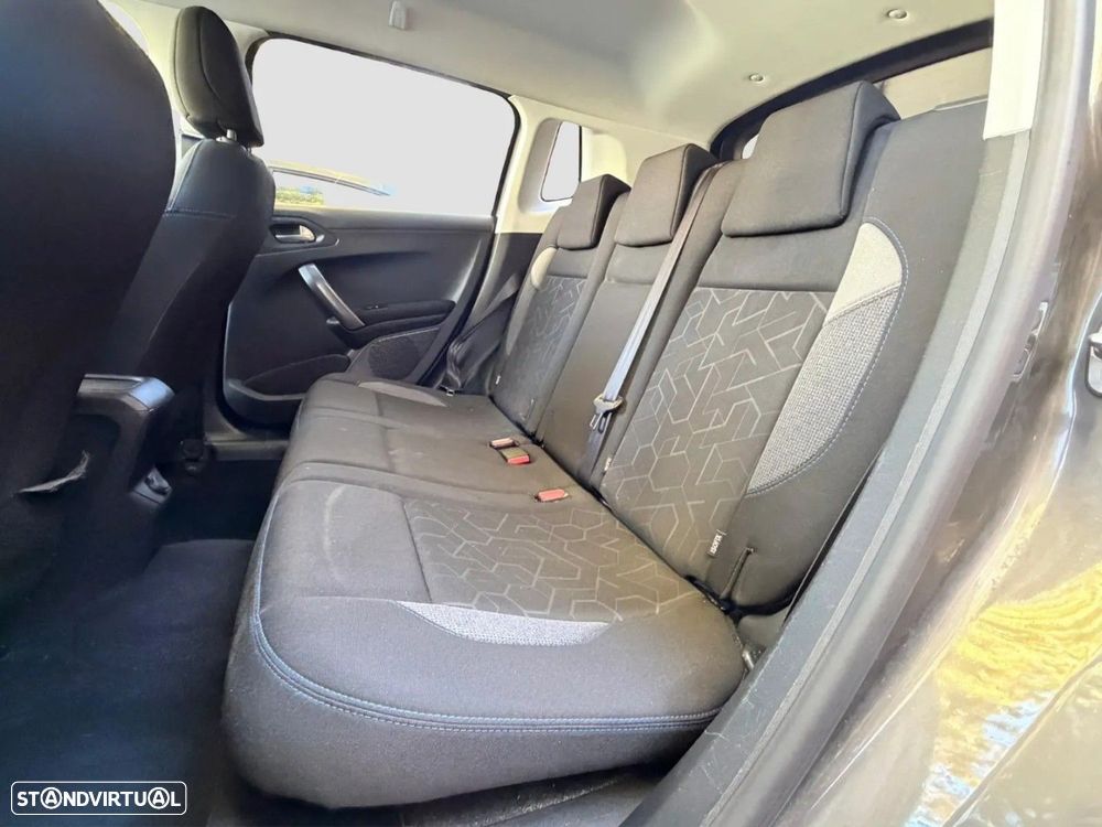 Peugeot 2008 1.2 PureTech Style - 12