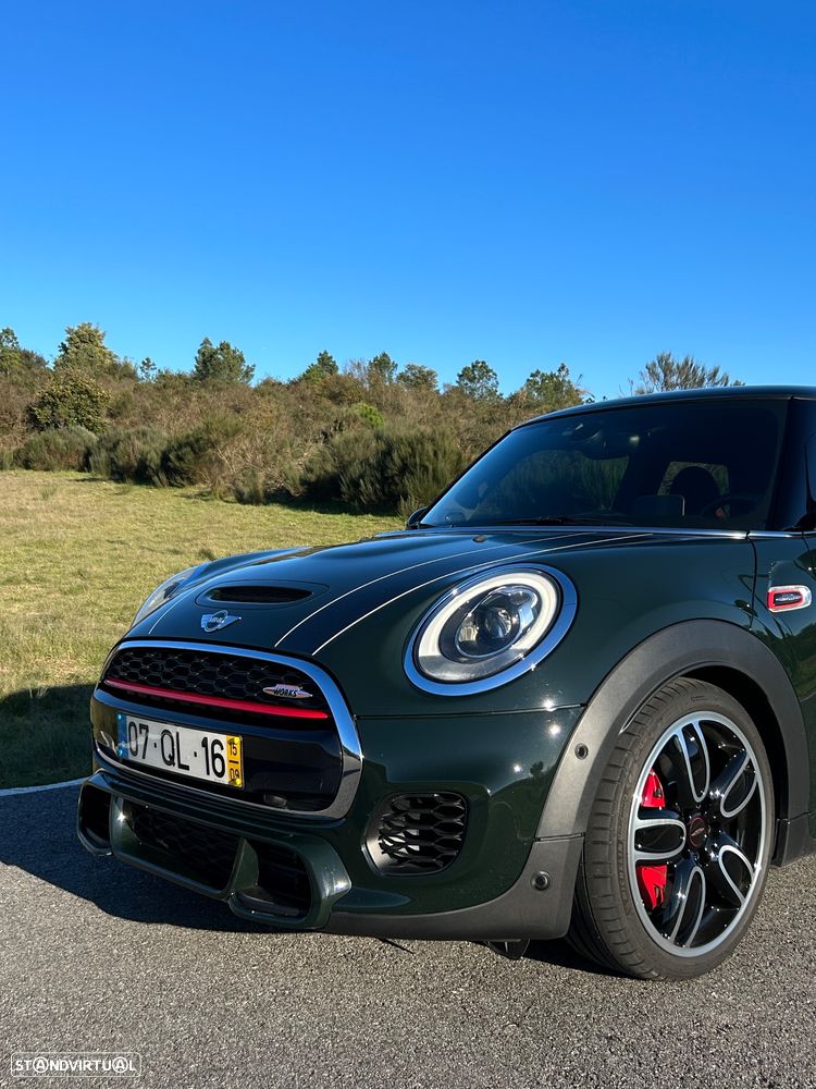 MINI 3 Portas John Cooper Works Auto Desportiva - 1