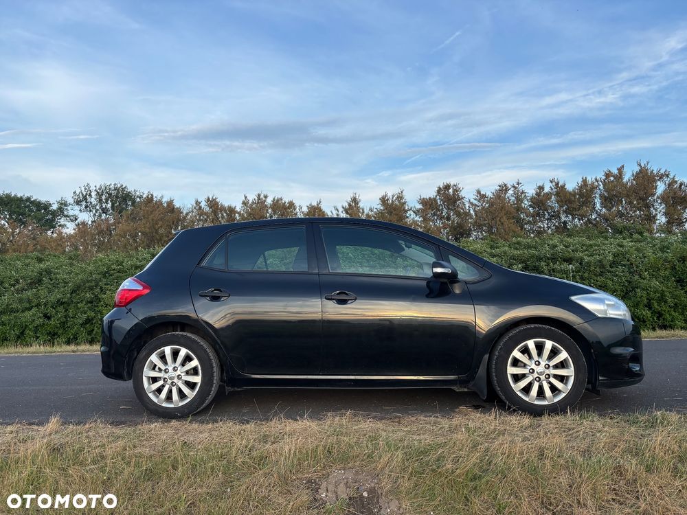 Toyota Auris 1.4 D-4D Luna - 6