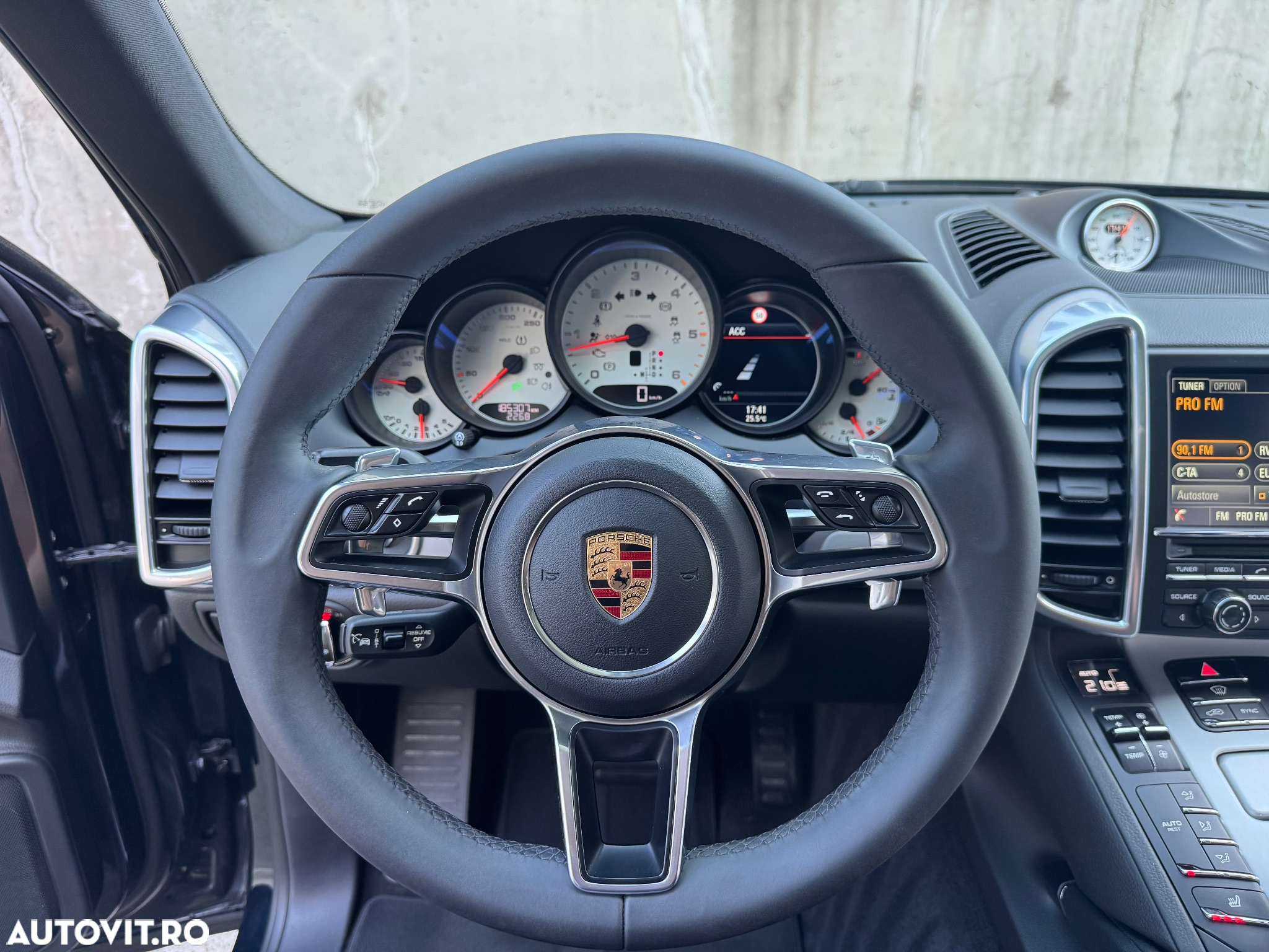 Porsche Cayenne Diesel Platinum Edition - 23