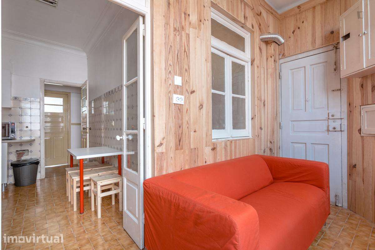 Quarto - localizado em Alameda Lisbon - Grande imagem: 4/13
