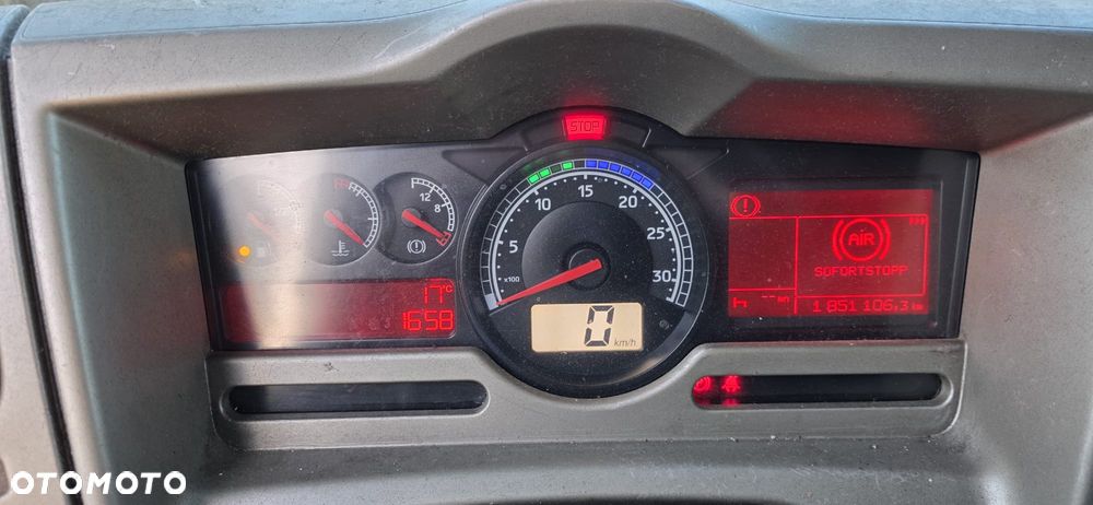 Renault Premium - 15