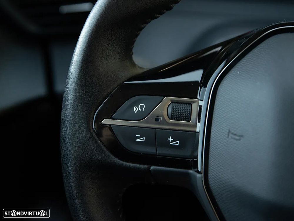 Peugeot 208 PureTech 75 Active Pack - 19